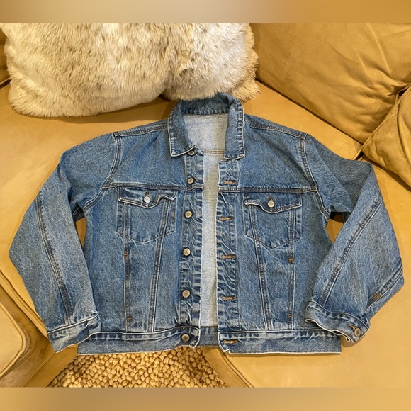 Brandy Melville Jean Jacket - Picture 1 of 4